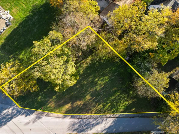 4 Bellevue Ave, Wilmore, KY 40390