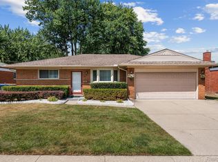 31717 Tecla Dr, Warren, MI 48088