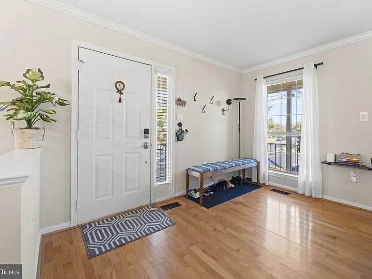 13689 Water Springs Ct — Photo 9