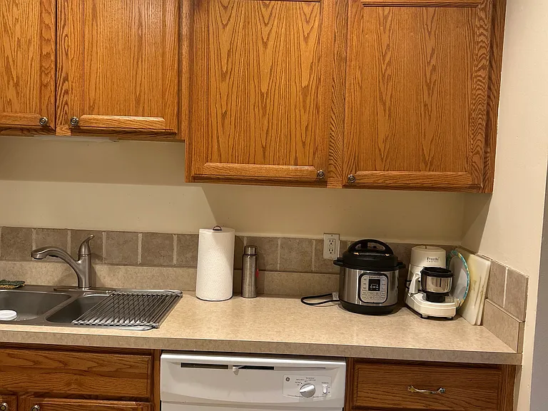 468 Fox Hills Dr S #6 — Photo 13