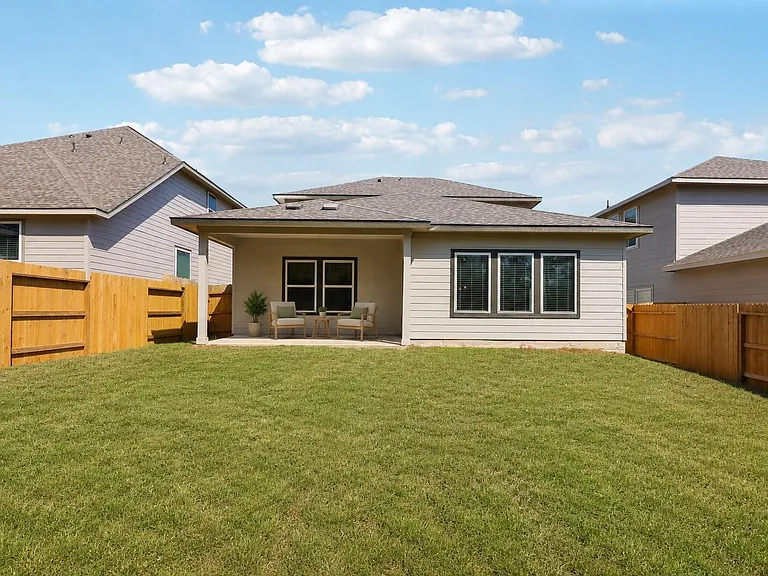 18075 Martin Pines Dr — Photo 36