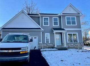 158 Oxford Ridge Cir #4, Coopersburg Borough, PA 18036