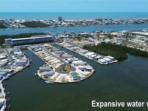 43 Doubloon Way, Fort Myers Beach, FL 33931