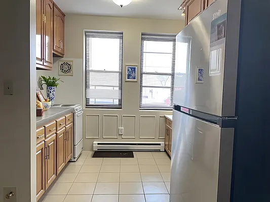 Rented by Zara Realty Holding Corp | media 2