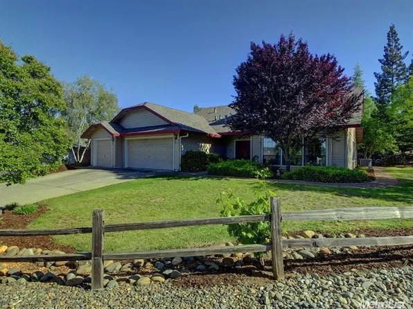 2810 Clemson Dr, Cameron Park, CA 95682