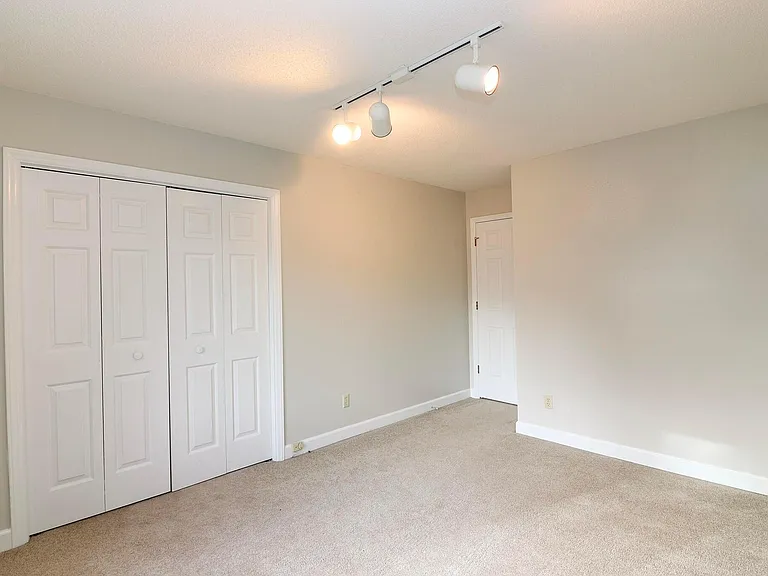 679 Cedar Point — Photo 25