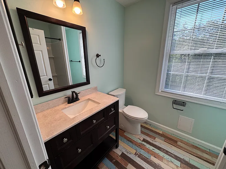 2094 Fieldcrest Dr — Photo 25