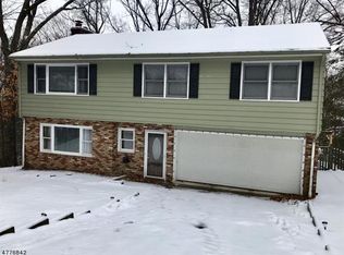 24 Hillside Rd, Sparta, NJ 07871