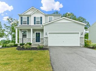 879 Corylus Dr SW, Pataskala, OH 43062