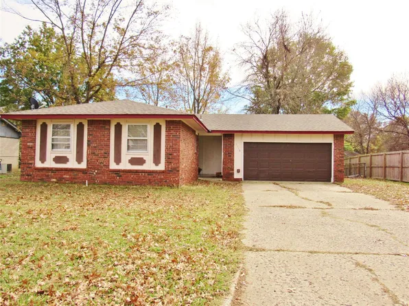 1116 SE 15th St, Pryor, OK 74361