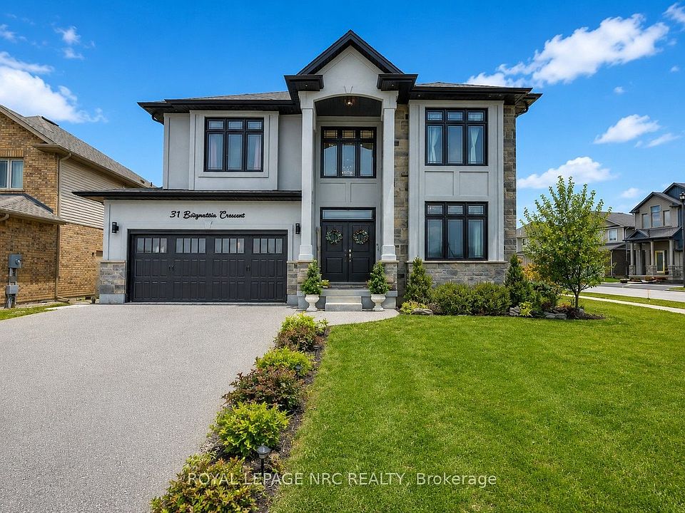1st image of 31 Bergenstein Cres