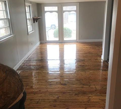 2nd image of 207 Lansdale Dr