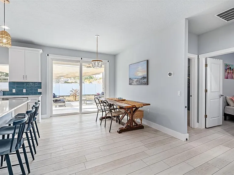 13 Lemay Pl — Photo 22