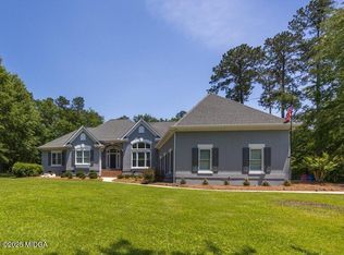 108 Lake Ridge Dr, Macon, GA 31220