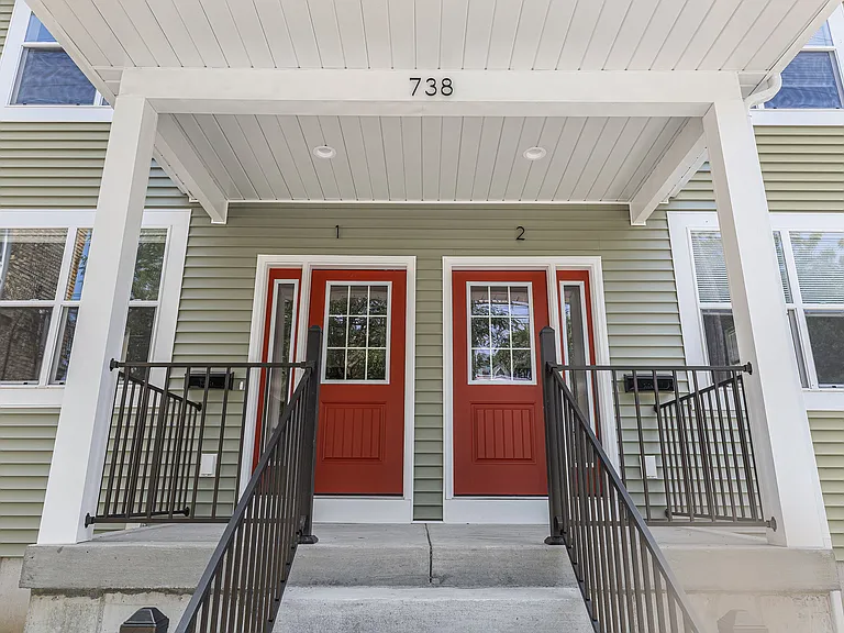 738 Martin Luther King Jr St SE #2 — Photo 20