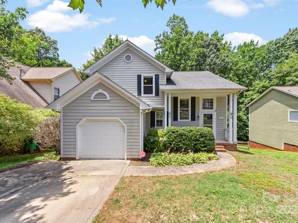 7425 Hubbard Woods Rd, Charlotte, NC 28269