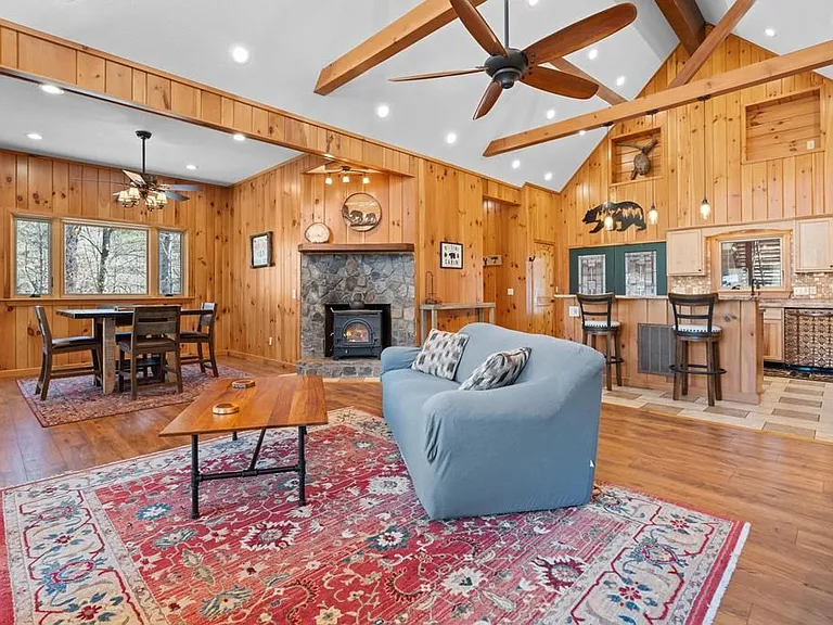 18 Natures Edge Rd — Photo 8