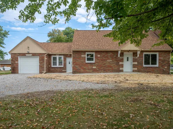 100 Ridge Bend Dr, East Peoria, IL 61611