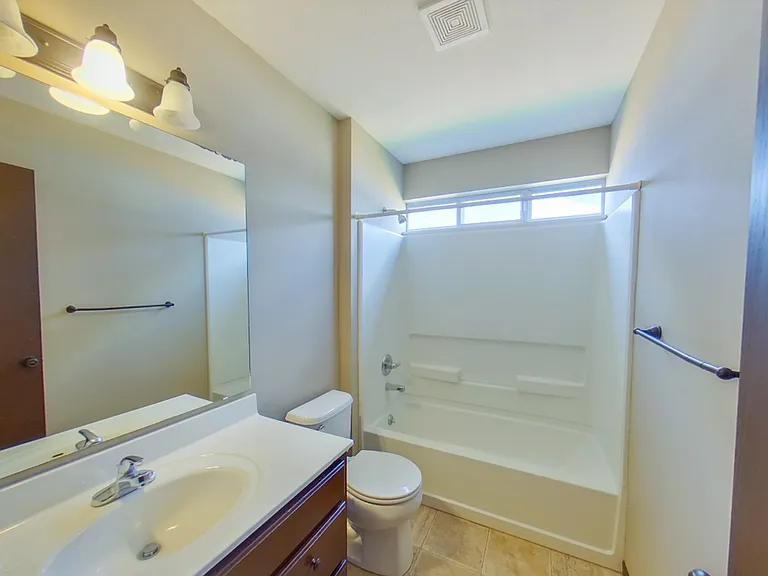 513 Brooklawn Dr — Photo 5