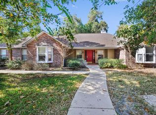 205 Espy Ave, Pass Christian, MS 39571