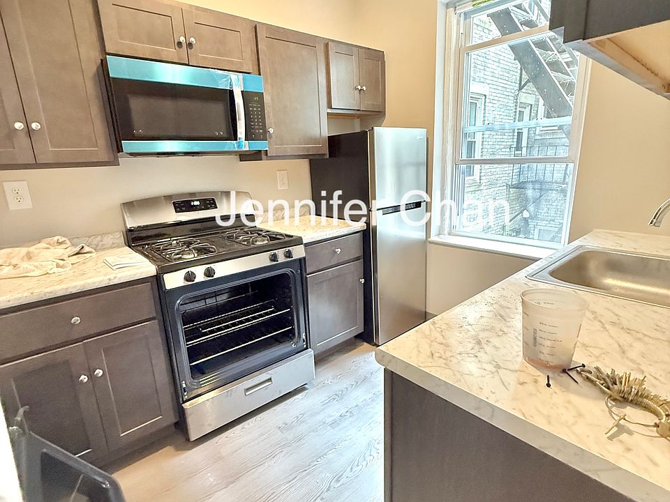 1st image of 95 Gordon St APT 2
