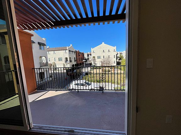 5th image of 2876 Catalino St