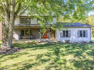 754 Chestnut St, Geneva, OH 44041