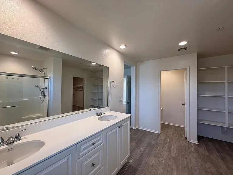 6929 Atmore St — Photo 17