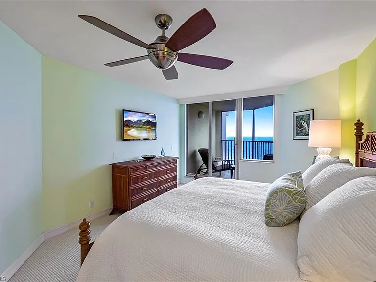 4041 Gulf Shore Blvd N #805 — Photo 20