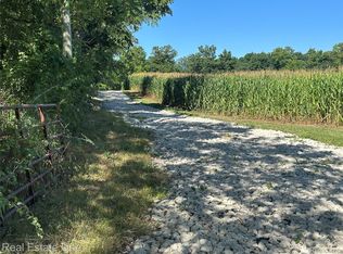 360 N Hadley Rd, Ortonville, MI 48462