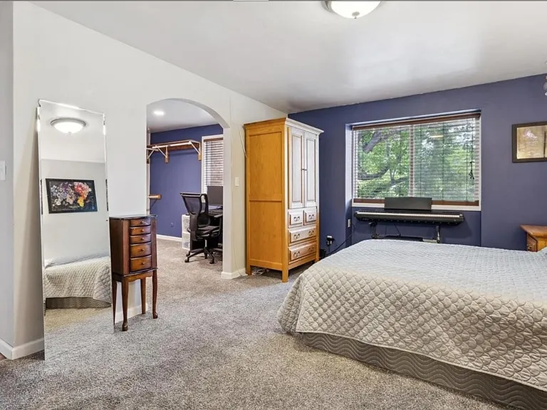 2933 S Lansing Way — Photo 24