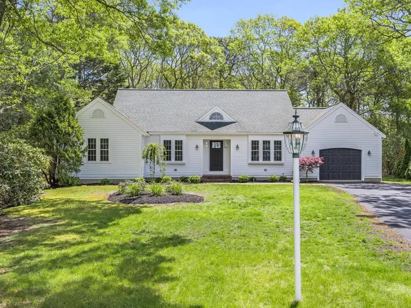 14 Myrica Lane, Hyannis, MA 02601