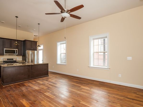 313 S Broadway APT 9