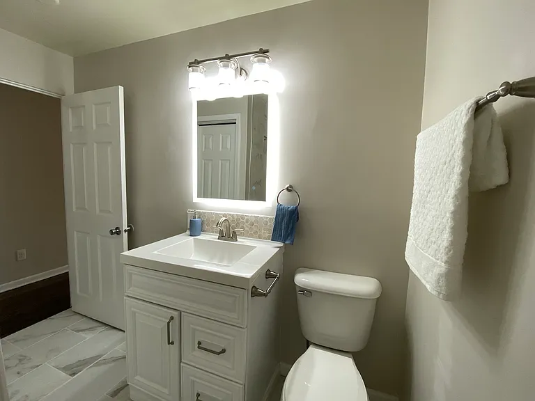 5931 Roosevelt Pl — Photo 38