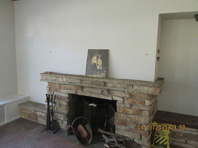 2nd image of 1929 W 101st Pl