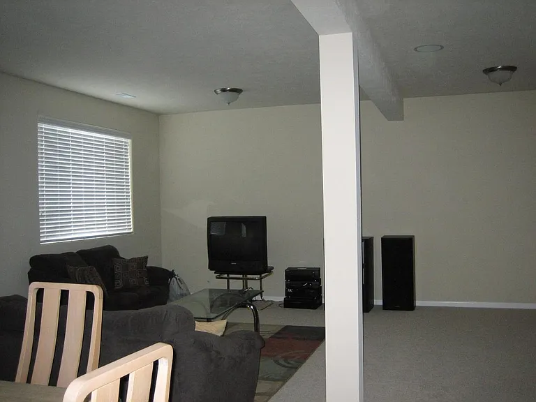 5113 N 152nd Ave — Photo 16