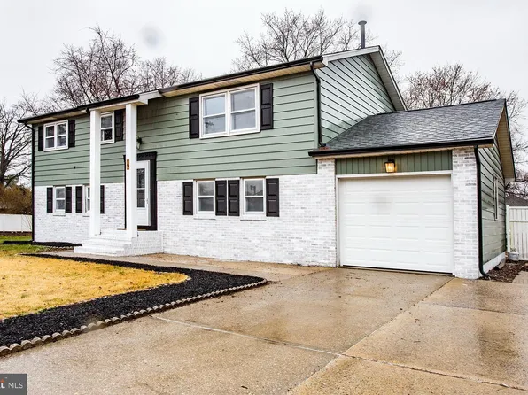 46 5th St, Pennsville, NJ 08070