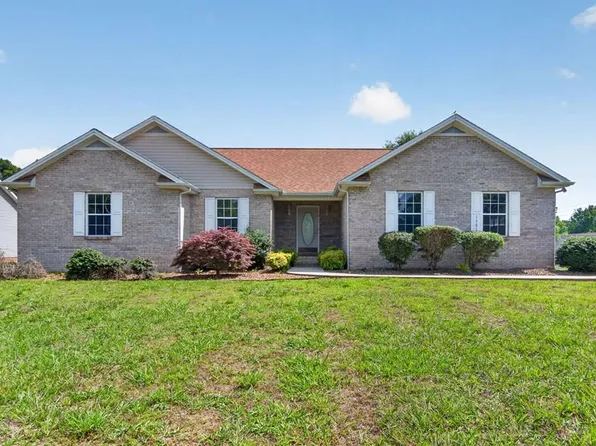 1901 Paran Rd, Cookeville, TN 38506