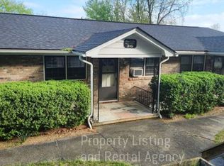 Chestnut, Johnson City, TN 37604