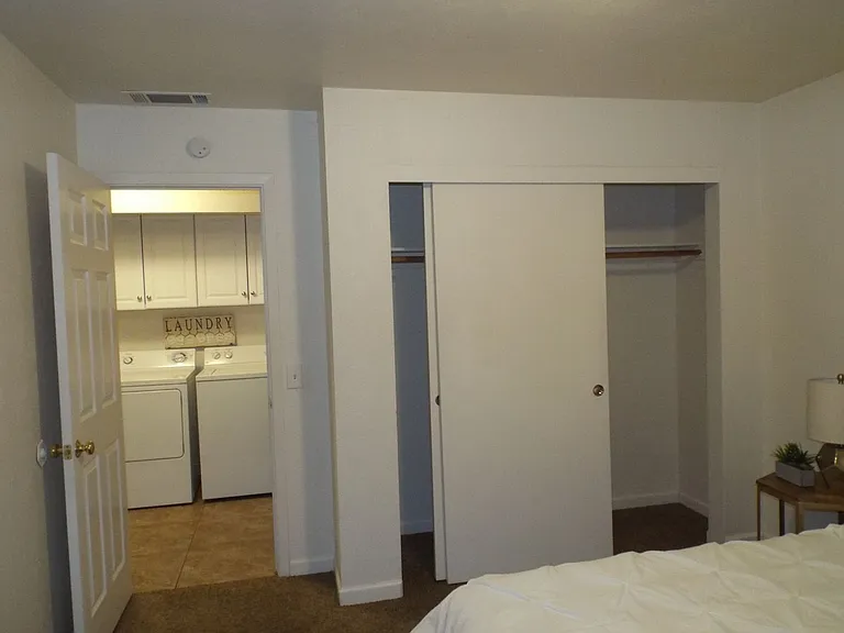 0605 - 303 Hickory St — Photo 9