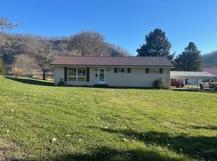 174 Belt St, Powhatan Point, OH 43942