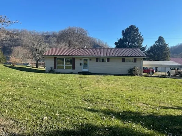 174 Belt St, Powhatan Point, OH 43942