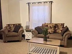 3 bed, $2,900 — Photo 1