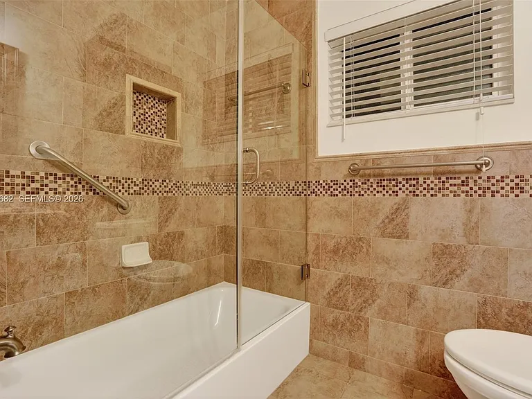 1435 Blue Rd — Photo 24