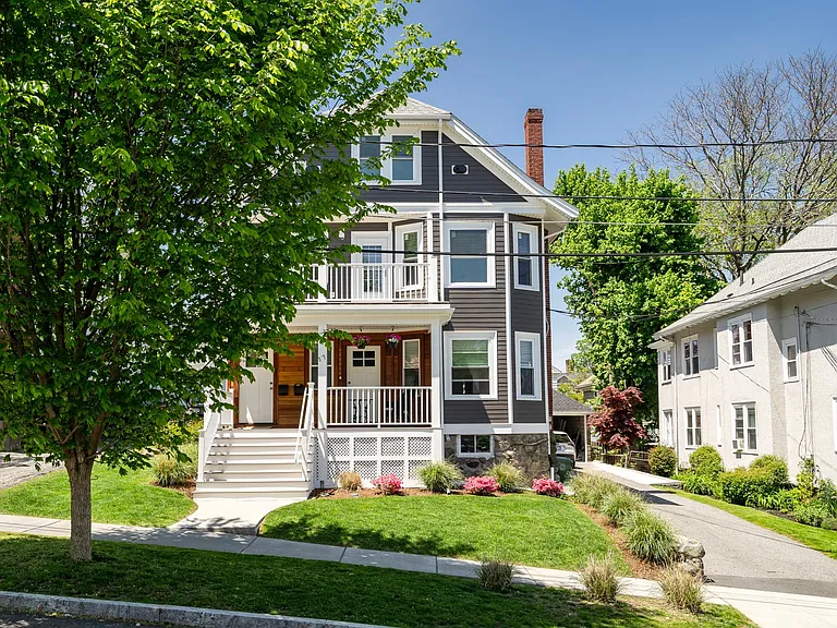 17 Alden Rd #2 — Photo 1