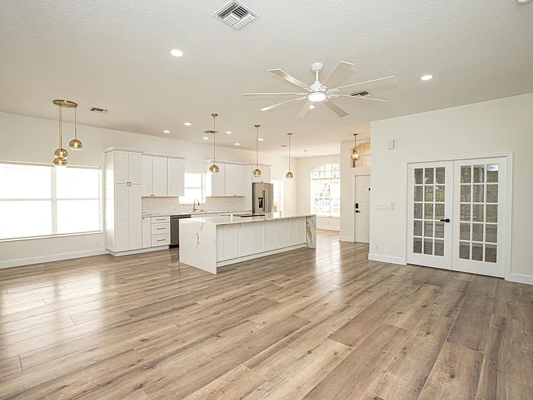 10881 La Salinas Cir — Photo 9