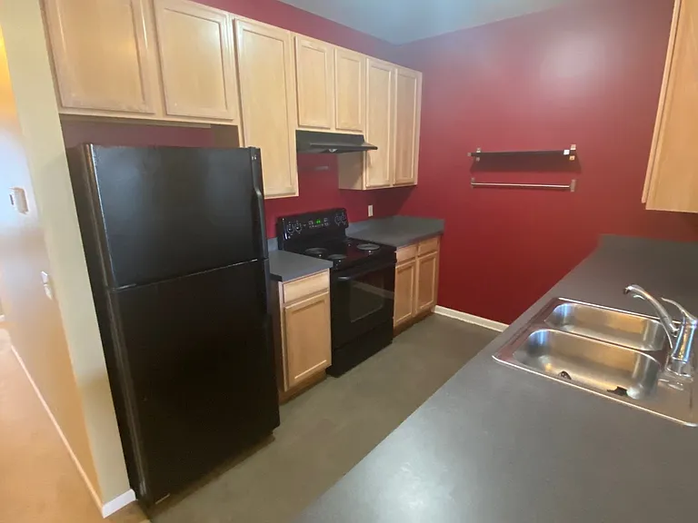1180 Alameda Blvd — Photo 8