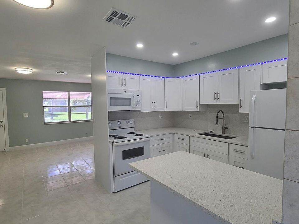 1st image of 2802 Crown Ct #144