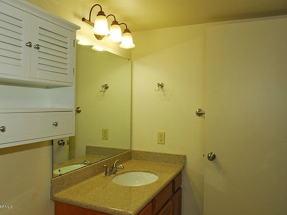 5th image of 1242 N Avenida Marlene