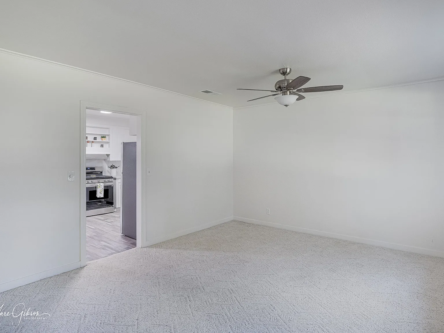 3 bed, 1550 sqft, $2,000 — Photo 4